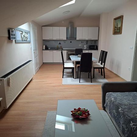 ז'ופניה Apartman Sofia מראה חיצוני תמונה
