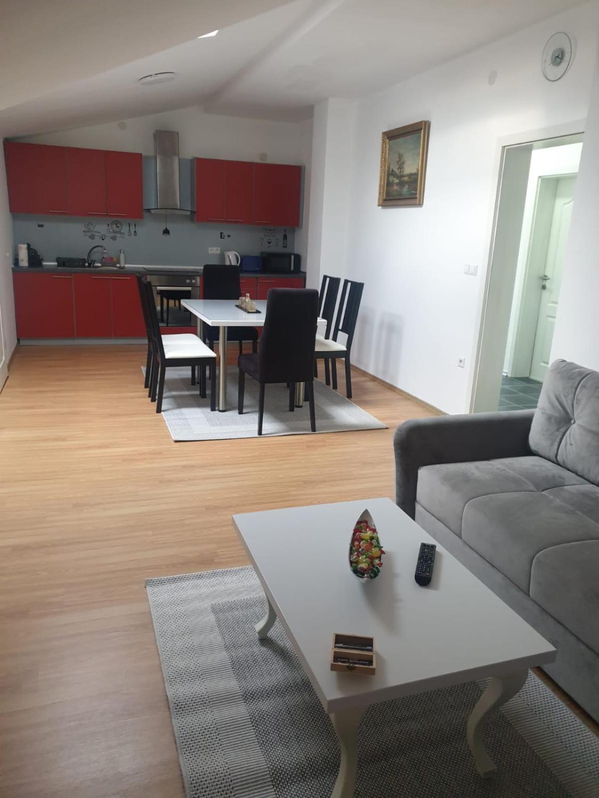 ז'ופניה Apartman Sofia מראה חיצוני תמונה