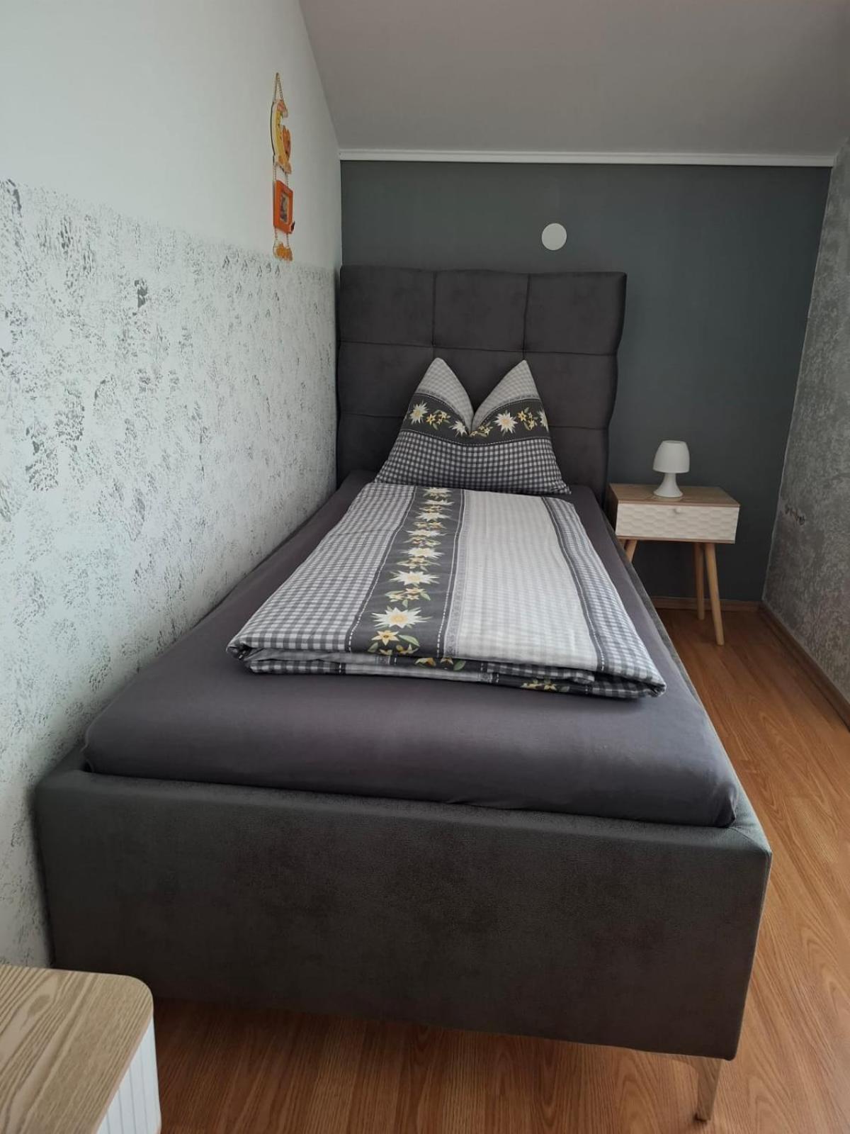 ז'ופניה Apartman Sofia מראה חיצוני תמונה